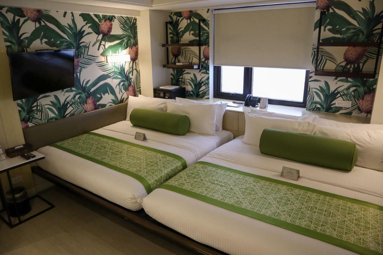 Mella Hotel Paranaque City Exterior photo