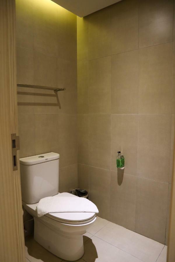 Mella Hotel Paranaque City Exterior photo